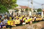 (ชาวพิจิตร!ปลื้มปติ) เข้าเฝ้า พระบาทสมเด็จพระเจ้าอยู่หัว และสมเด็จพระนางเจ้าฯ พระบรมราชินี เสด็จพระราชดำเนินไปทรงประกอบพิธีวางศิลาฤกษ์ และทรงเปิดอาคารที่ทำการศาลจังหวัดพิจิตรมีท่านพล.ท. อภิเชษฐ์ ซื่อสัตย์ แม่ทัพภาคที่ 3 / ท่าน เมทินี ชโลธร ประธานศาลฎีกา ข